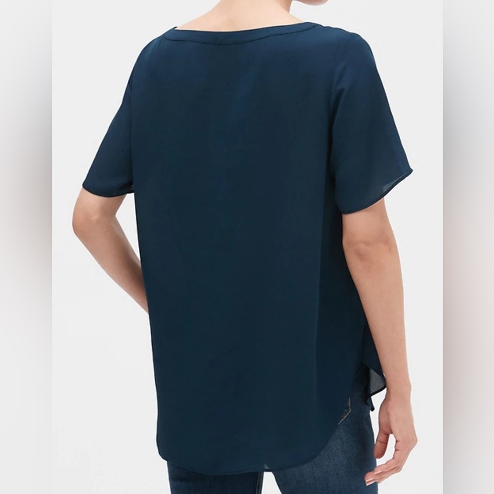 Banana Republic Floral Navy Blue Hi-Lo Hem Top - Picture 8 of 9
